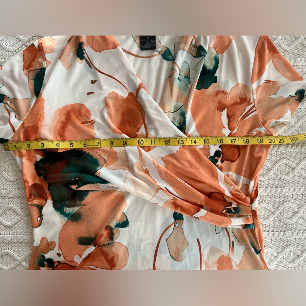 DKNY Women's Floral Wrap Blouse - Peach and Green Size Large - Picture 13 of 13